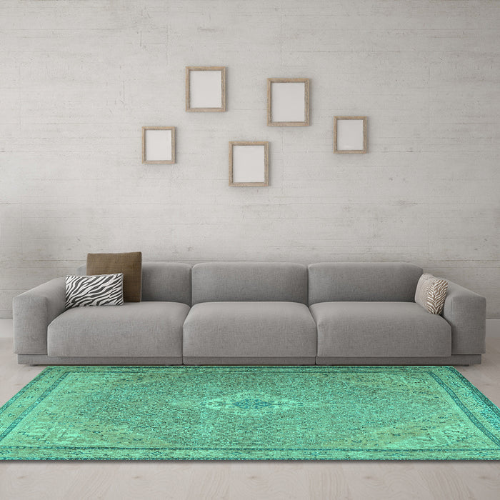 Machine Washable Persian Turquoise Traditional Area Rugs in a Living Room,, wshtr4314turq