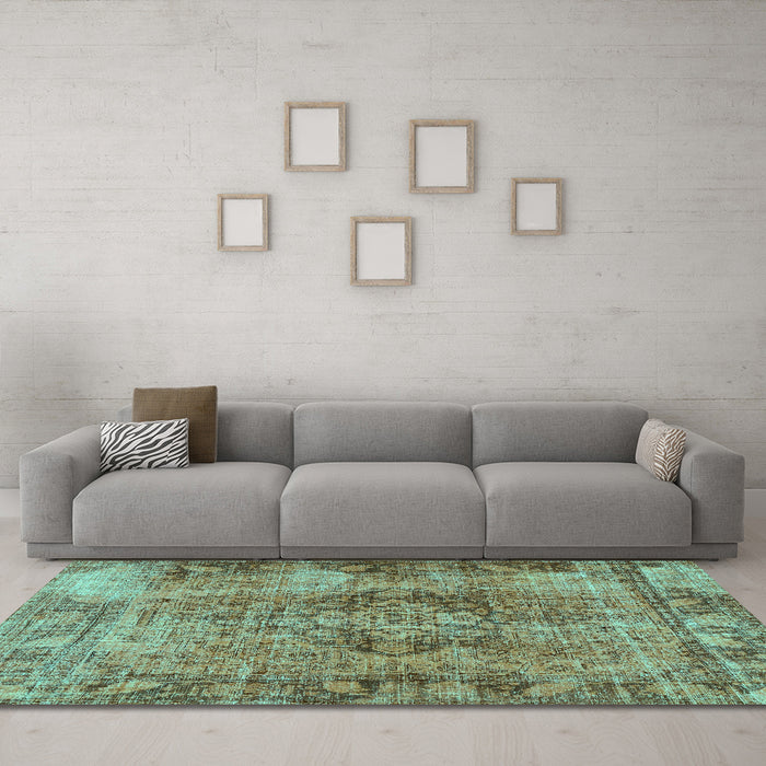 Machine Washable Persian Turquoise Traditional Area Rugs in a Living Room,, wshtr4315turq