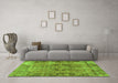 Machine Washable Persian Green Traditional Area Rugs in a Living Room,, wshtr4315grn