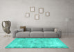 Machine Washable Persian Turquoise Traditional Area Rugs in a Living Room,, wshtr4317turq