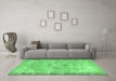 Machine Washable Persian Emerald Green Traditional Area Rugs in a Living Room,, wshtr4317emgrn