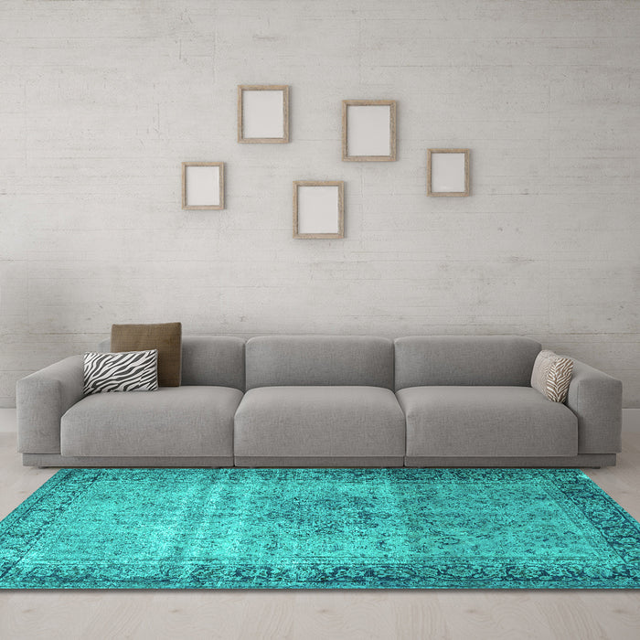 Machine Washable Persian Turquoise Traditional Area Rugs in a Living Room,, wshtr4318turq