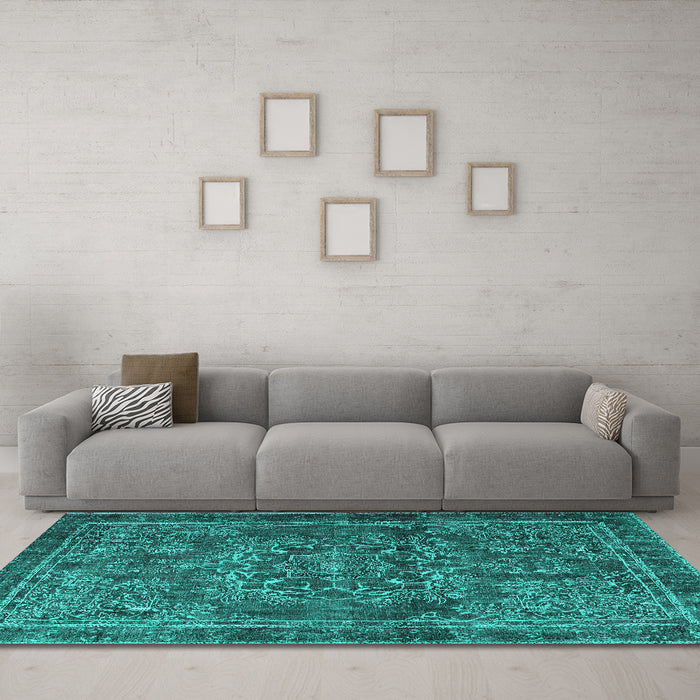 Machine Washable Persian Turquoise Traditional Area Rugs in a Living Room,, wshtr4320turq