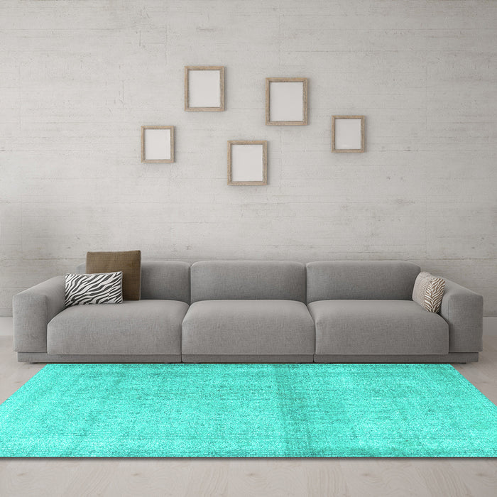 Machine Washable Persian Turquoise Traditional Area Rugs in a Living Room,, wshtr4323turq