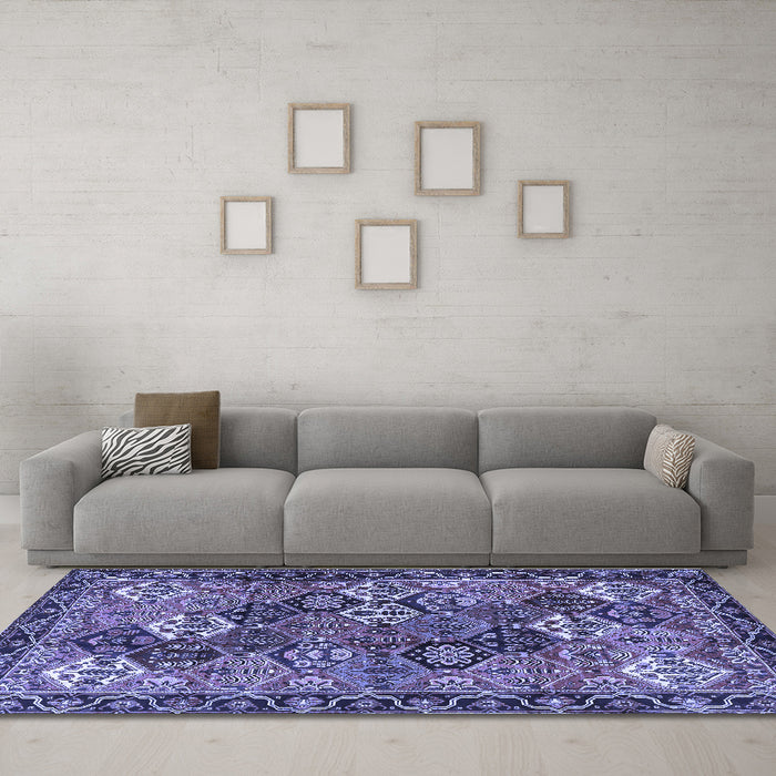 Machine Washable Persian Blue Traditional Rug in a Living Room, wshtr4328blu