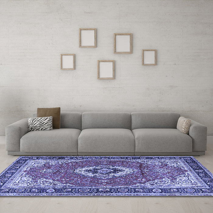 Machine Washable Persian Blue Traditional Rug in a Living Room, wshtr4333blu