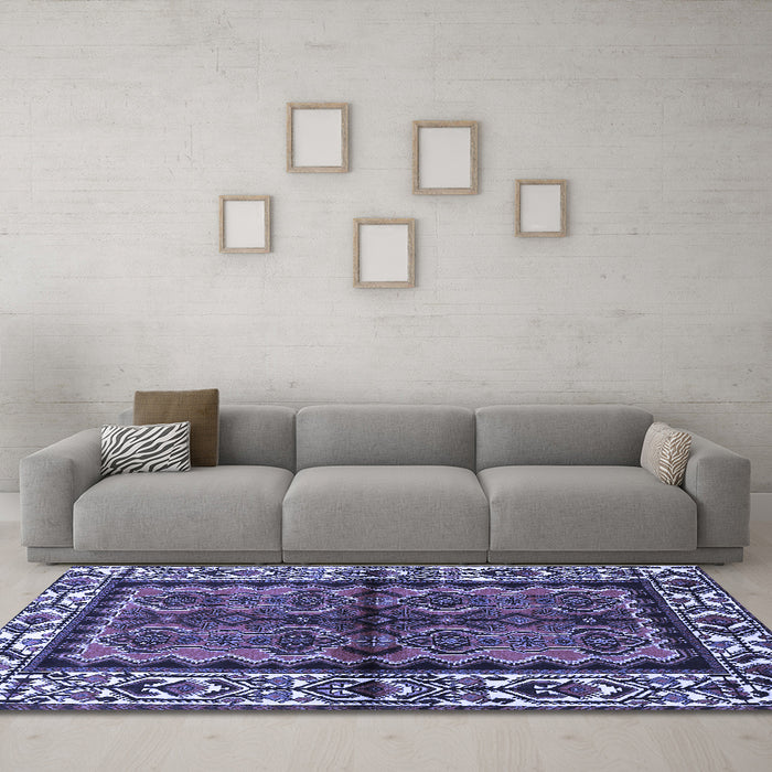 Machine Washable Persian Blue Traditional Rug in a Living Room, wshtr4335blu