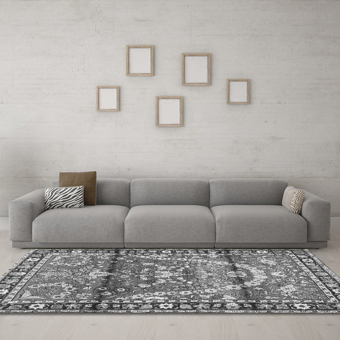Machine Washable Persian Gray Traditional Rug in a Living Room,, wshtr4338gry