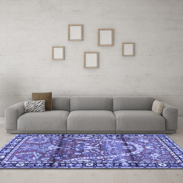 Machine Washable Persian Blue Traditional Rug in a Living Room, wshtr4338blu