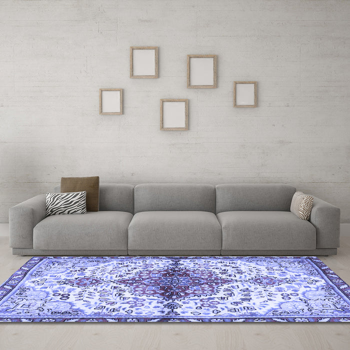 Machine Washable Persian Blue Traditional Rug in a Living Room, wshtr4339blu