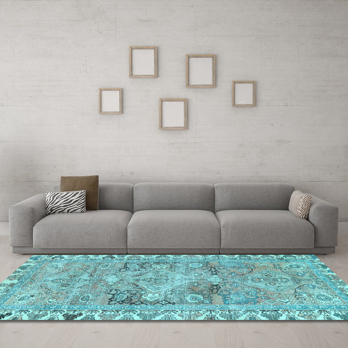 Machine Washable Persian Light Blue Traditional Rug in a Living Room, wshtr4345lblu