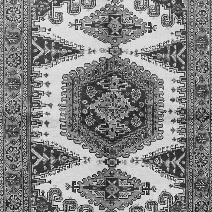 Serging Thickness of Machine Washable Persian Gray Traditional Rug, wshtr4351gry