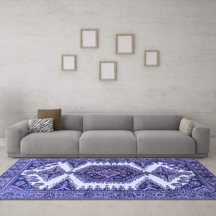 Machine Washable Persian Blue Traditional Rug in a Living Room, wshtr4351blu