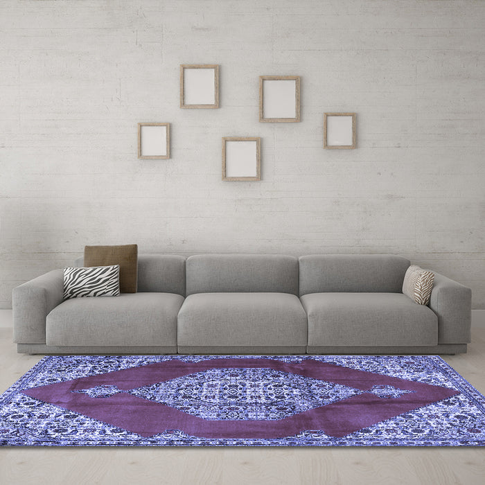 Machine Washable Medallion Blue Traditional Rug in a Living Room, wshtr4356blu
