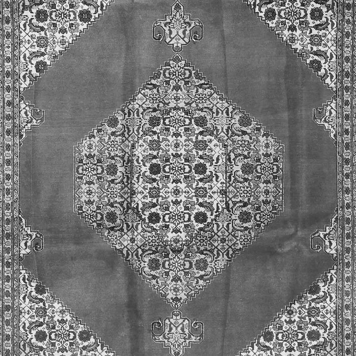 Serging Thickness of Machine Washable Medallion Gray Traditional Rug, wshtr4356gry