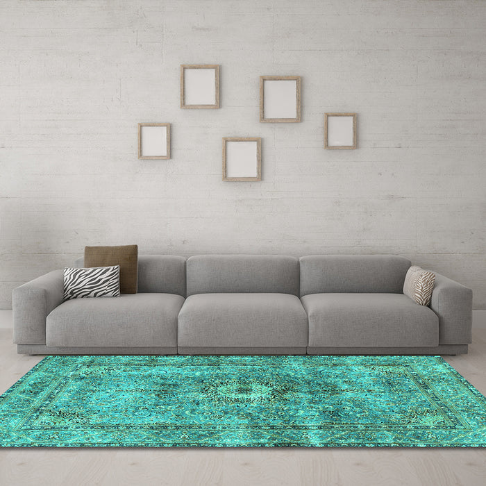 Machine Washable Persian Turquoise Traditional Area Rugs in a Living Room,, wshtr4361turq