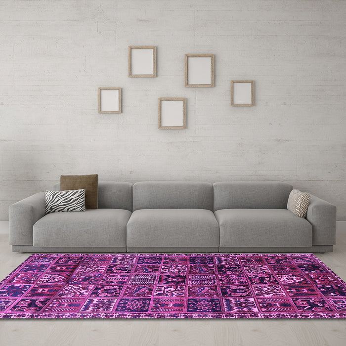 Machine Washable Animal Purple Traditional Area Rugs in a Living Room, wshtr4365pur
