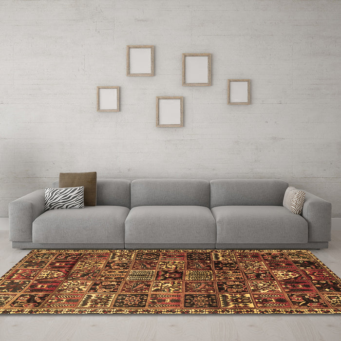 Machine Washable Animal Brown Traditional Rug in a Living Room,, wshtr4365brn