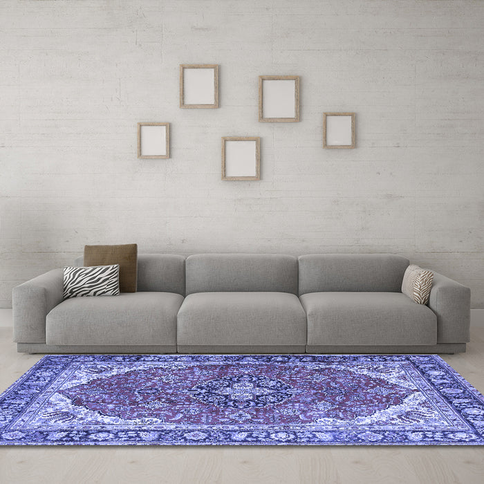 Machine Washable Medallion Blue Traditional Rug in a Living Room, wshtr4366blu