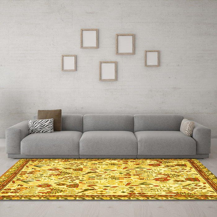 Machine Washable Animal Yellow Traditional Rug in a Living Room, wshtr4369yw