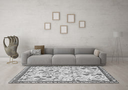 Machine Washable Animal Gray Traditional Rug in a Living Room,, wshtr4369gry