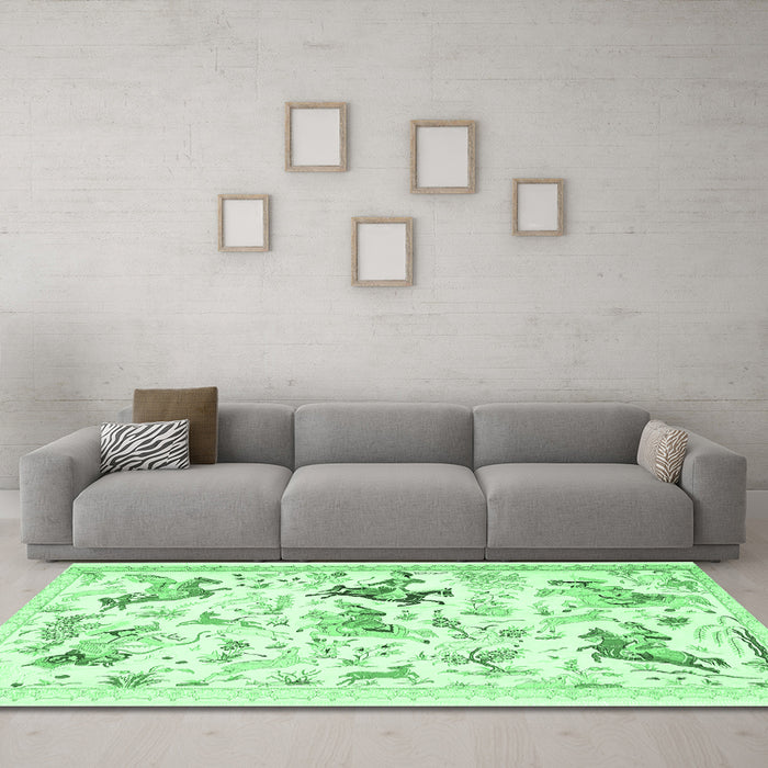 Machine Washable Animal Emerald Green Traditional Area Rugs in a Living Room,, wshtr436emgrn