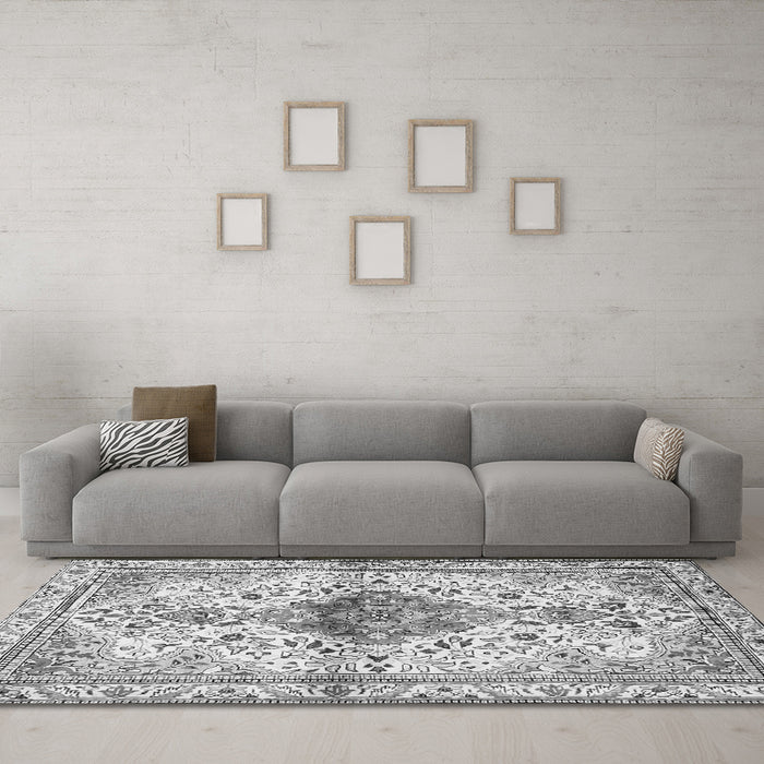 Machine Washable Persian Gray Traditional Rug in a Living Room,, wshtr4371gry