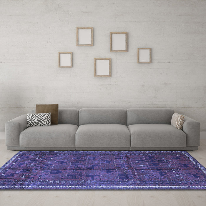 Machine Washable Persian Blue Traditional Rug in a Living Room, wshtr4388blu