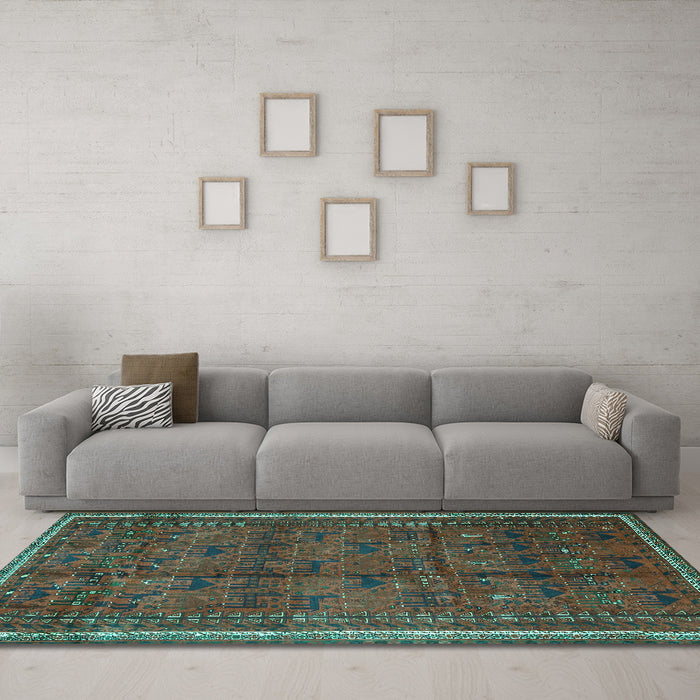 Machine Washable Persian Turquoise Traditional Area Rugs in a Living Room,, wshtr4388turq