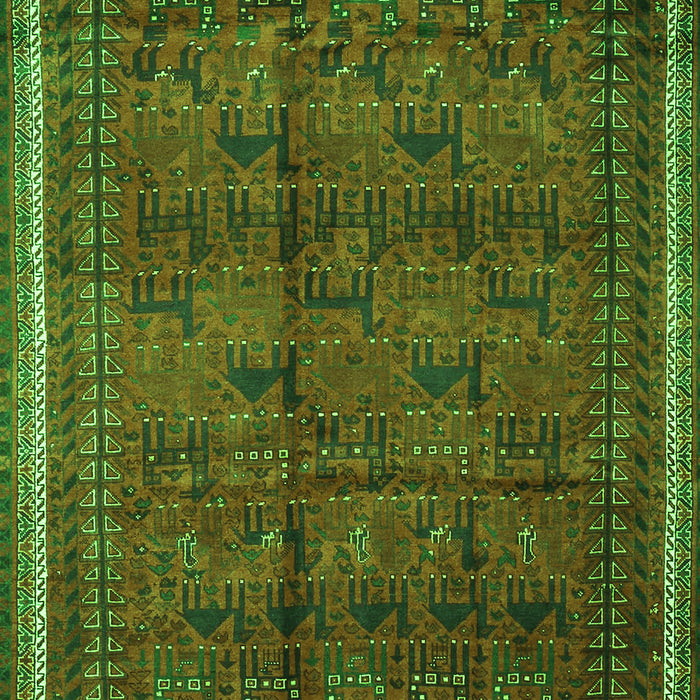 Serging Thickness of Machine Washable Persian Green Traditional Area Rugs, wshtr4388grn