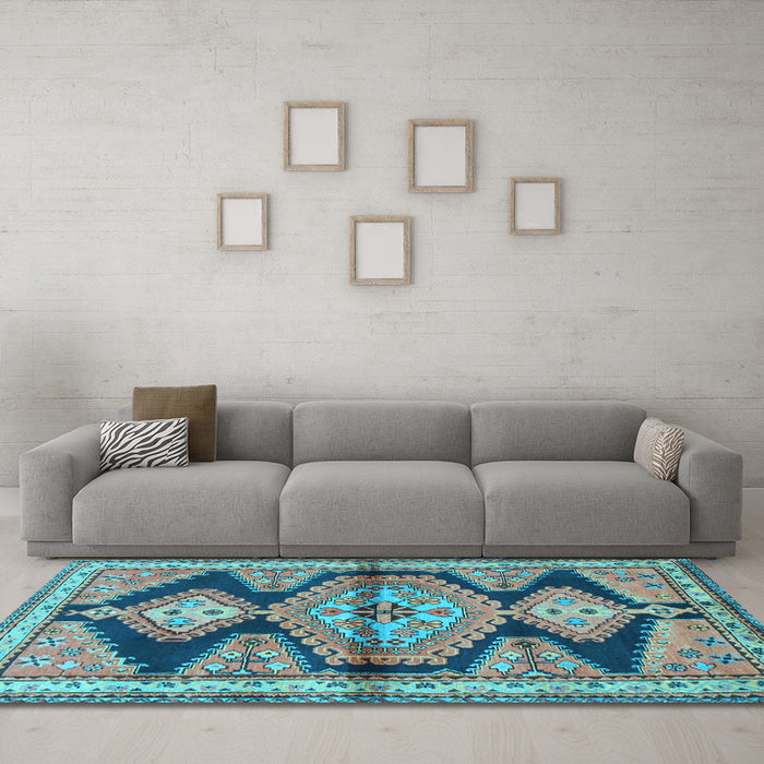 Machine Washable Persian Light Blue Traditional Rug in a Living Room, wshtr4390lblu