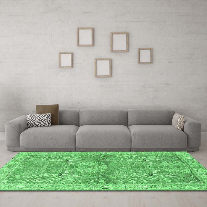 Machine Washable Animal Emerald Green Traditional Area Rugs in a Living Room,, wshtr4391emgrn