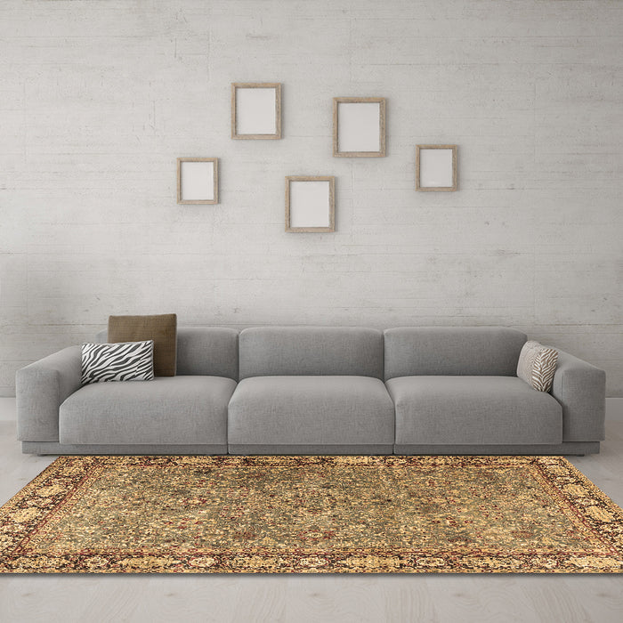 Machine Washable Animal Brown Traditional Rug in a Living Room,, wshtr4394brn