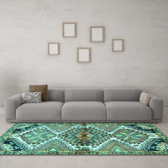 Machine Washable Persian Turquoise Traditional Area Rugs in a Living Room,, wshtr4398turq