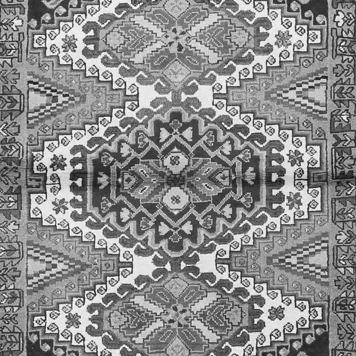 Serging Thickness of Machine Washable Persian Gray Traditional Rug, wshtr4398gry