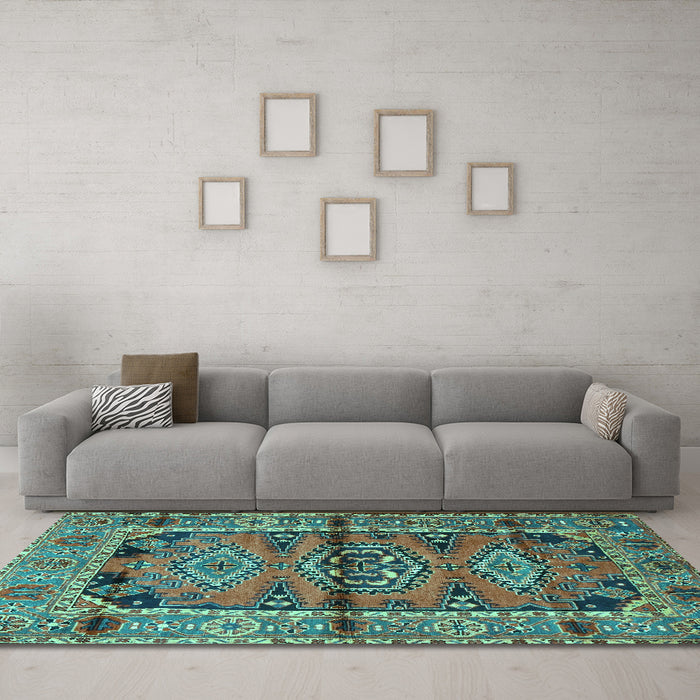 Machine Washable Persian Turquoise Traditional Area Rugs in a Living Room,, wshtr4399turq