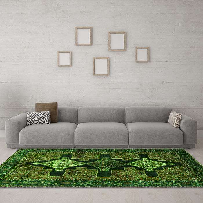 Machine Washable Persian Green Traditional Area Rugs in a Living Room,, wshtr43grn