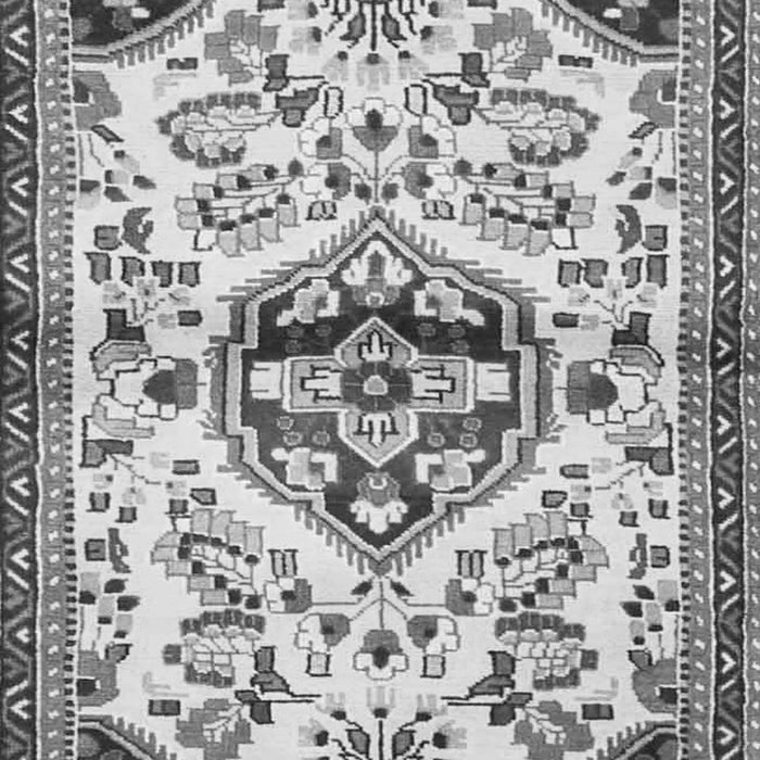 Serging Thickness of Machine Washable Persian Gray Traditional Rug, wshtr4400gry
