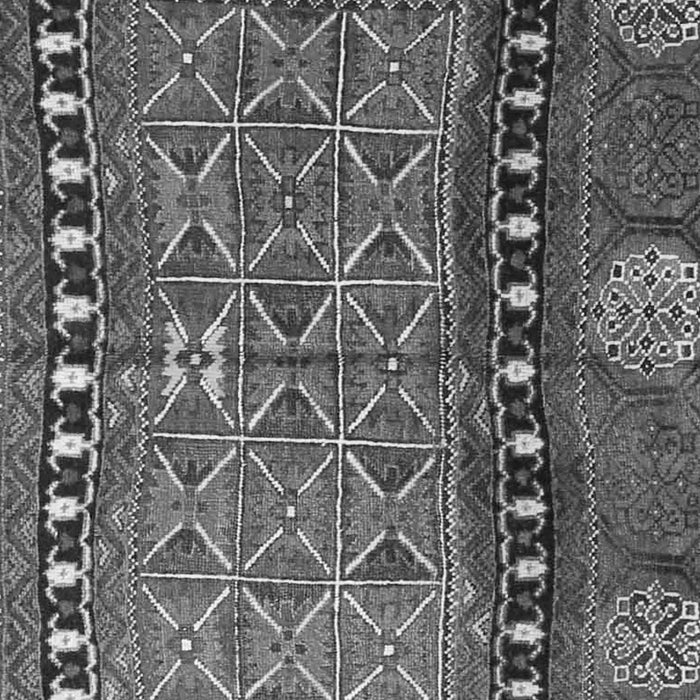 Serging Thickness of Machine Washable Persian Gray Traditional Rug, wshtr4401gry