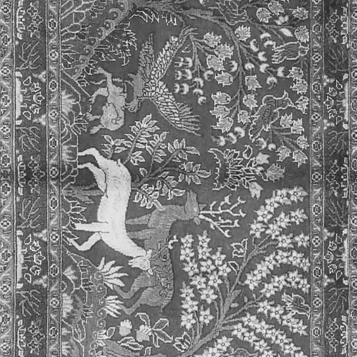 Serging Thickness of Machine Washable Persian Gray Traditional Rug, wshtr4402gry