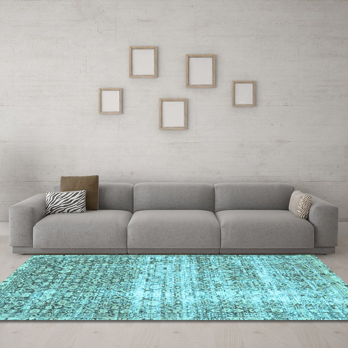 Machine Washable Persian Light Blue Traditional Rug in a Living Room, wshtr4404lblu