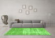 Machine Washable Persian Green Traditional Area Rugs in a Living Room,, wshtr4404grn