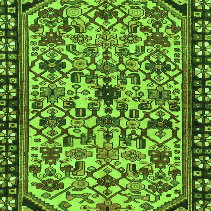 Serging Thickness of Machine Washable Persian Green Traditional Area Rugs, wshtr4409grn