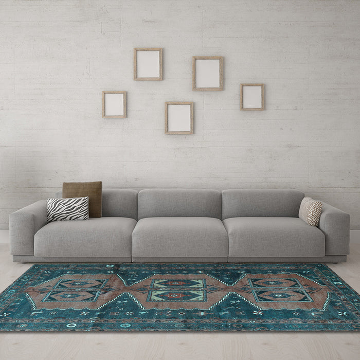 Machine Washable Persian Light Blue Traditional Rug in a Living Room, wshtr4410lblu