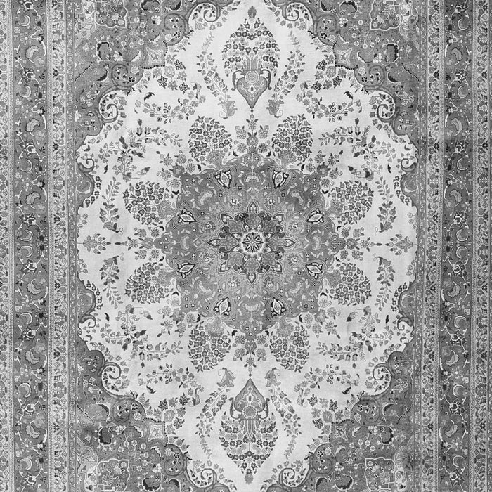 Serging Thickness of Machine Washable Persian Gray Traditional Rug, wshtr4413gry