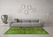 Machine Washable Persian Green Traditional Area Rugs in a Living Room,, wshtr4418grn