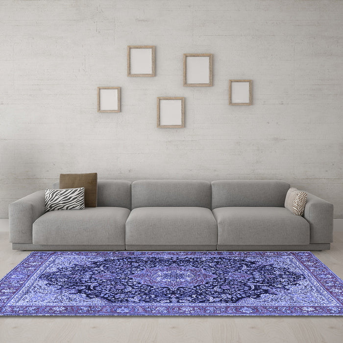 Machine Washable Medallion Blue Traditional Rug in a Living Room, wshtr4424blu