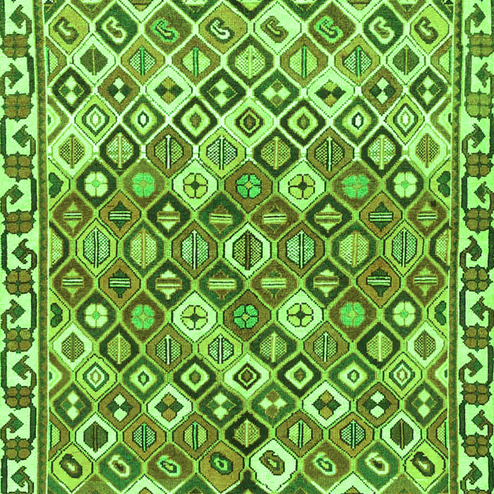 Serging Thickness of Machine Washable Persian Green Traditional Area Rugs, wshtr4426grn