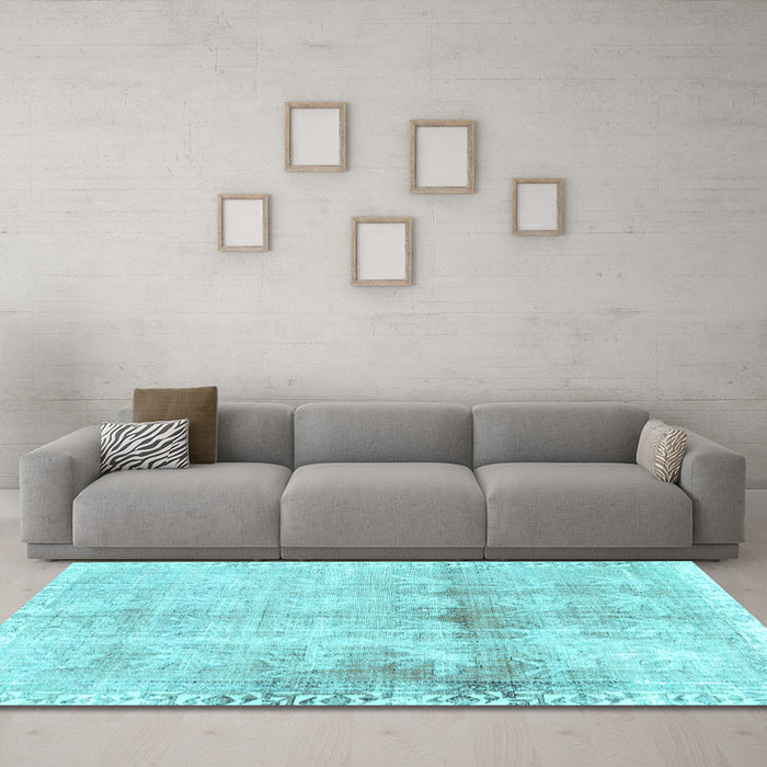 Machine Washable Persian Light Blue Traditional Rug in a Living Room, wshtr4427lblu