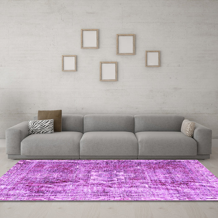 Machine Washable Persian Purple Traditional Area Rugs in a Living Room, wshtr4428pur